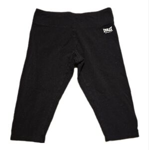 Everlast stretch capris Medium
